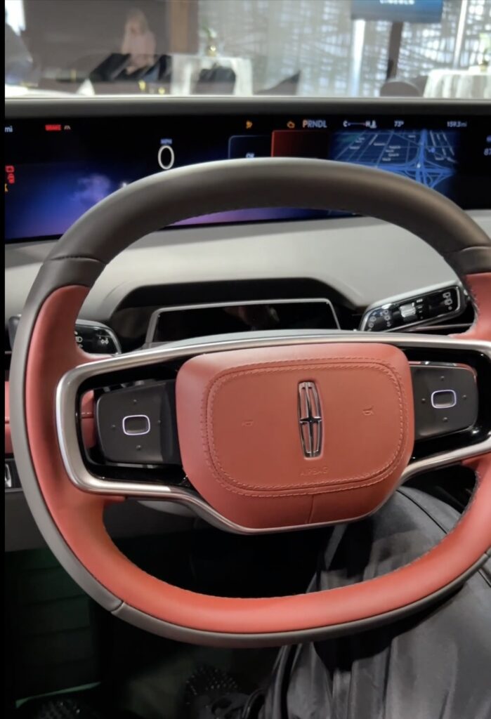 2024 Lincoln Nautilus, steering wheel