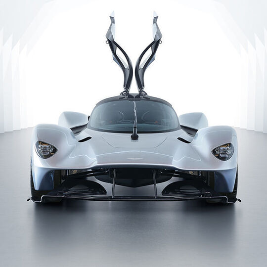 When Serena Williams Earned The Title Of Greatest Tennis Player Of All Time, Mike Tyson Surprised Everyone By Presenting Her With A Super Rare Aston Martin Valkyrie – Luxury Blog