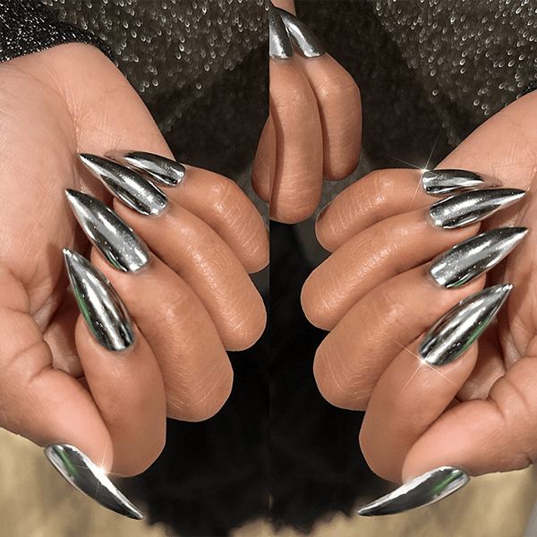 ""nail-trends-chromenails-customnails1""