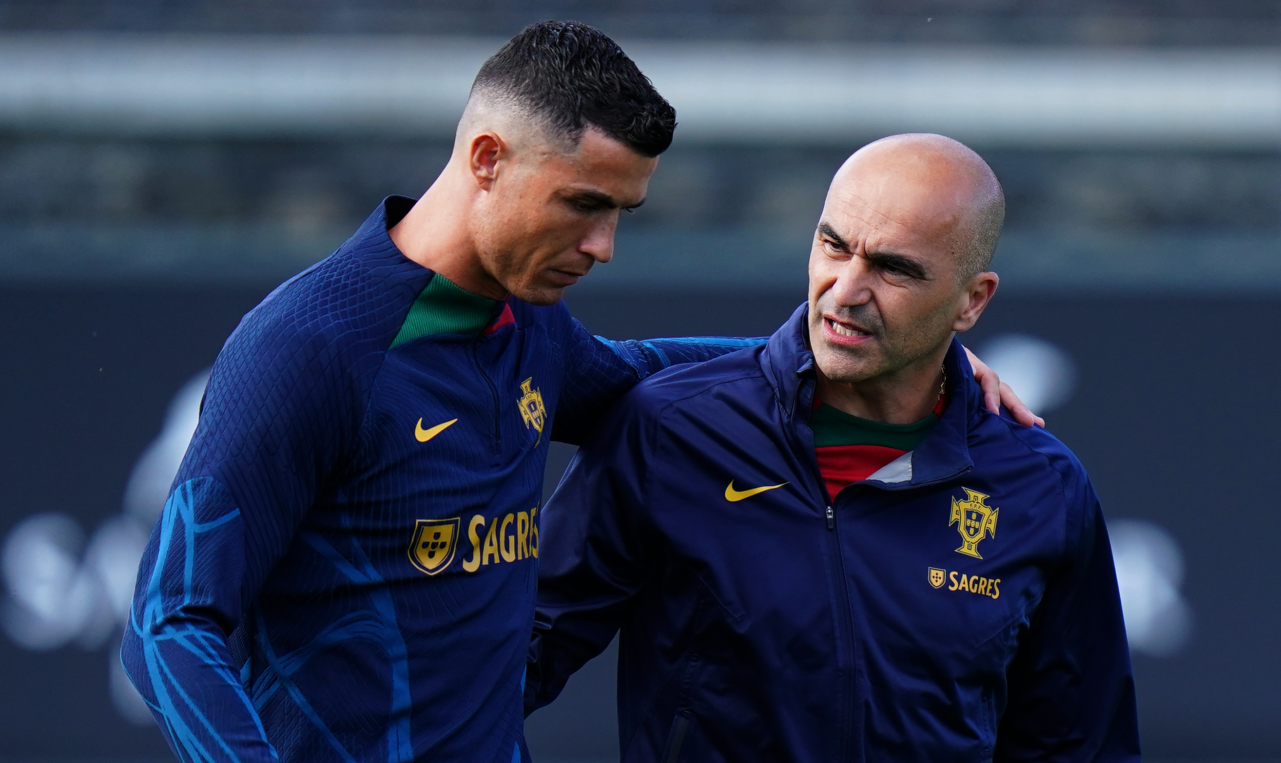 Martínez says that Ronaldo is always helping the young players in training