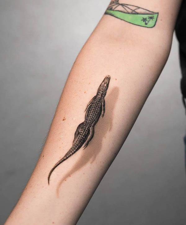 3D crocodile forearm tattoo by @tatu_panda