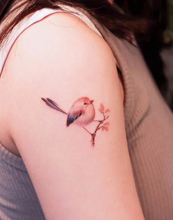 Adorable realistic bird tattoo by @noul_tattoo