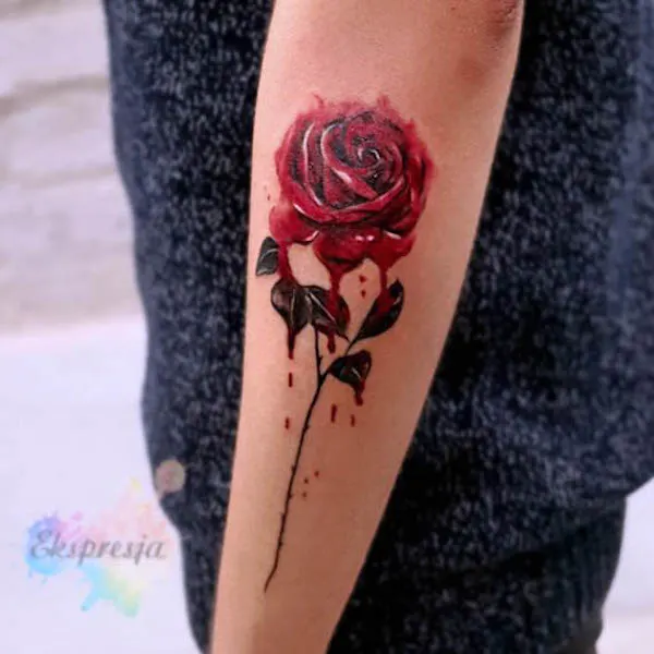 Bleeding rose by @ekspresja.tattoo