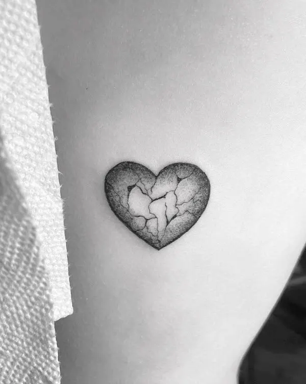 Broken heart tattoo by @bugpin.bunny