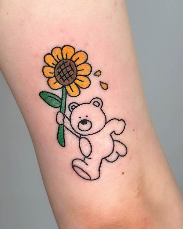 Cute bear and sunflower tattoo by @u.nyung_tattooer