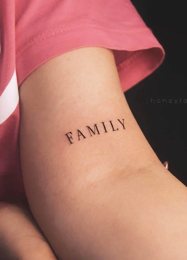 Family one-word tattoo by @_honeytattoo__