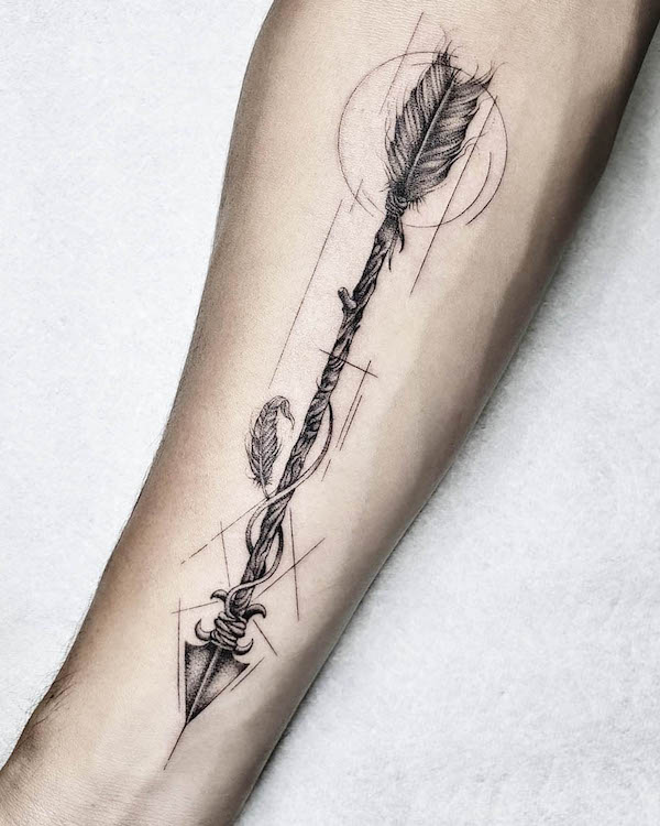 Geometric realism arrow tattoo by @graymarx