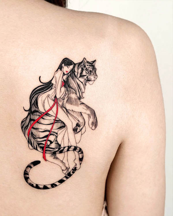 Girl and tiger tattoo by @bium_tattoo