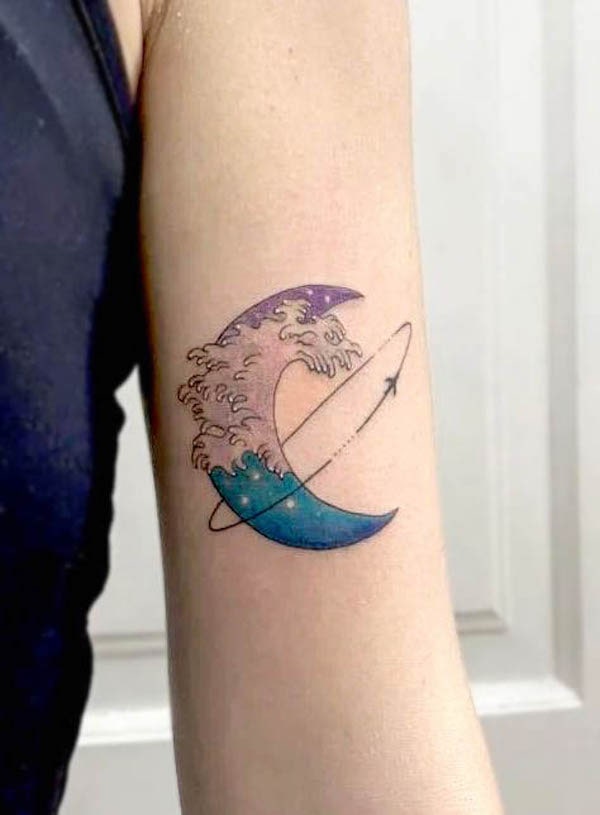 Going around the moon by @tattoo.sie