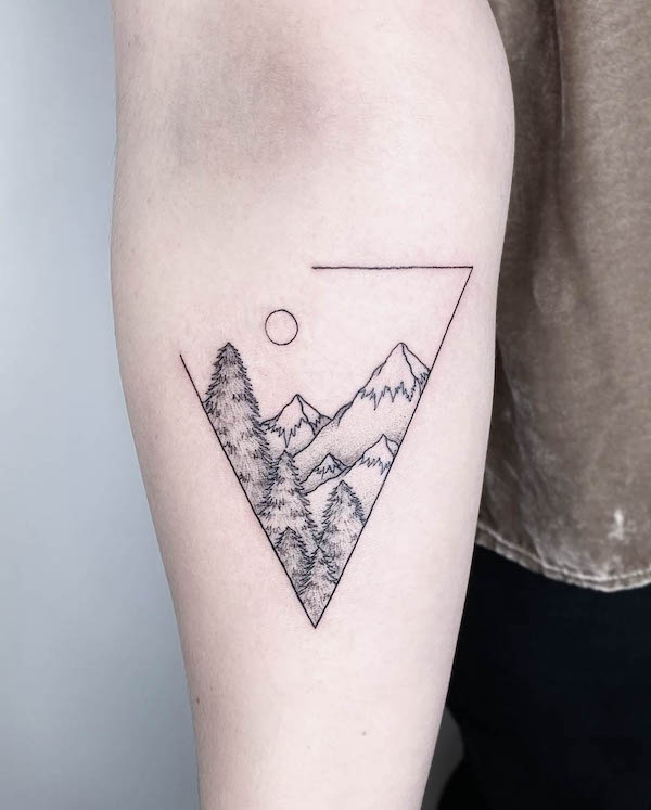 Simple black and grey mountain tattoo by @noelle_adrienne