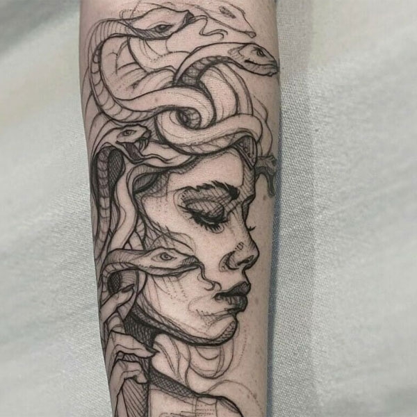 Tattoo medusa chất