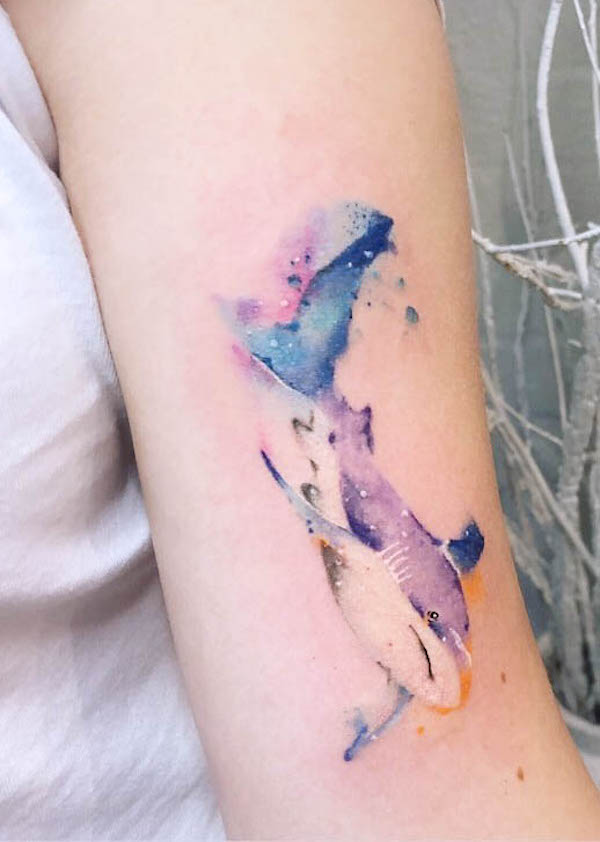 Watercolor shark tattoo by @koizhou_tattooist