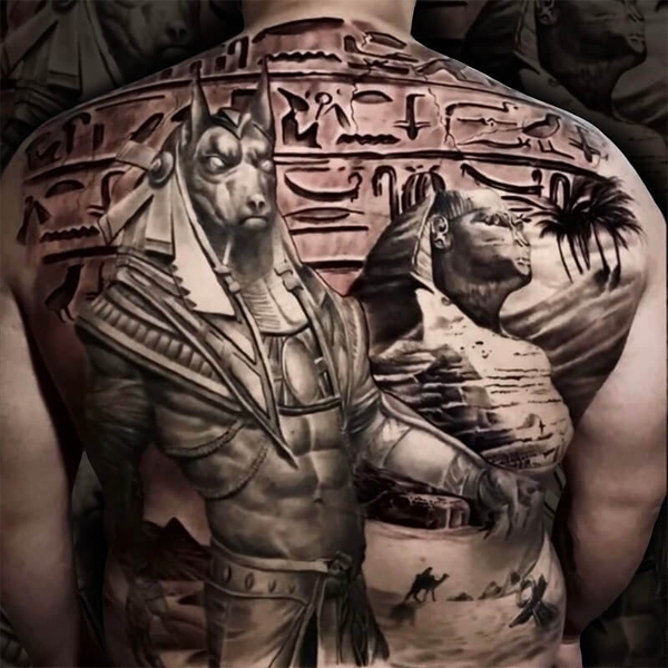 Tattoo anubis kín lưng