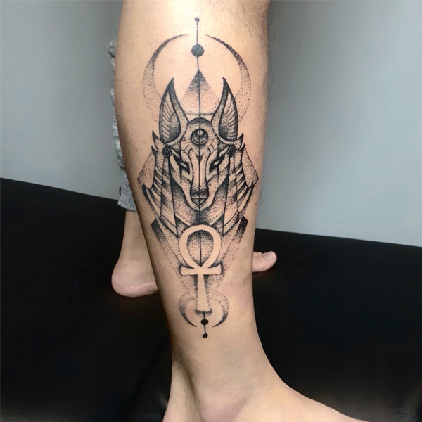 Tattoo anubis nhỏ