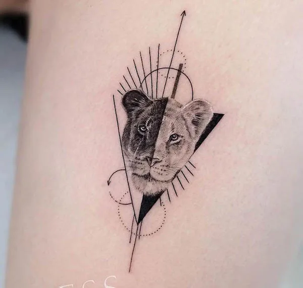 Black and white lioness by @tattooist_won