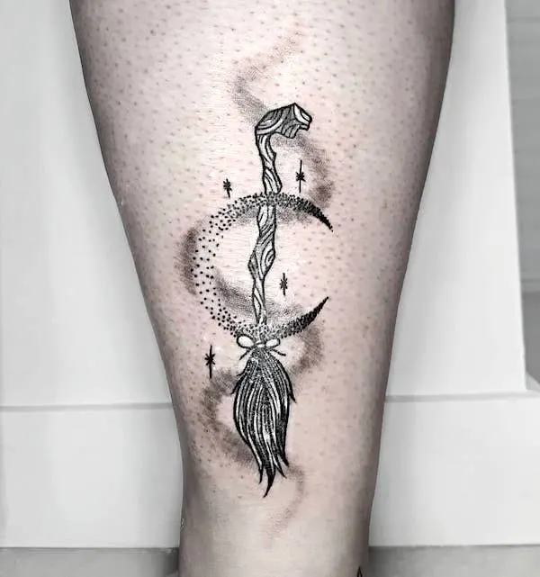 The magic broomstick tattoo by @myriam.dey.tattoo- Fantasy Magic tattoos