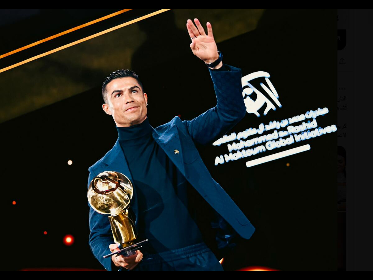 Ronaldo được công nhận là giỏi nhất thế giới khi tỏa sáng tại Quả bóng vàng Dubai