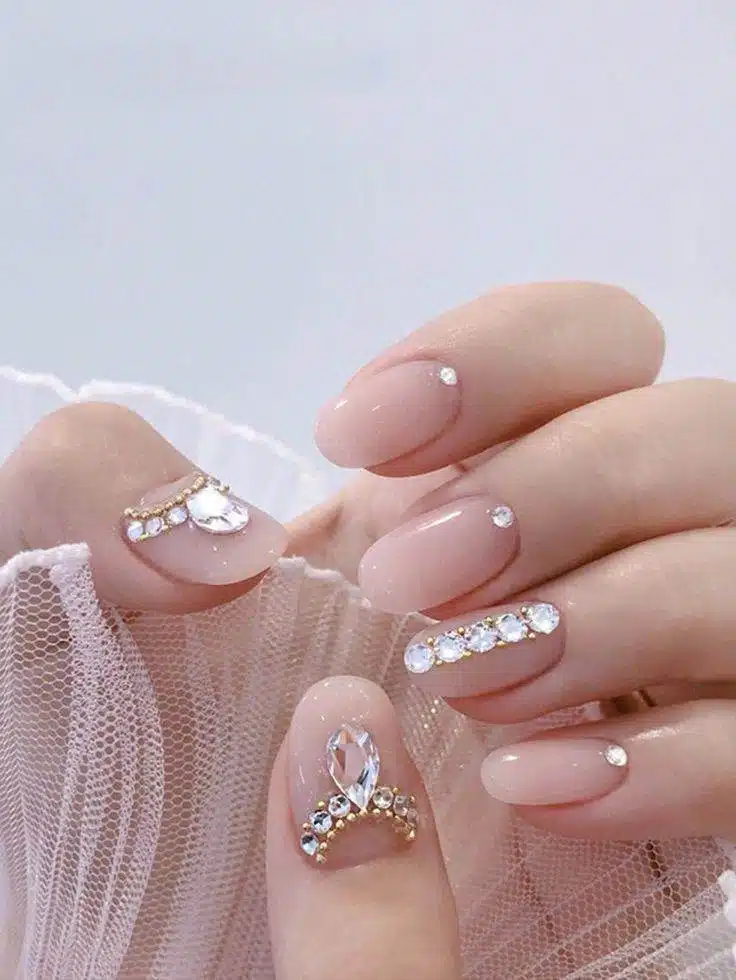 30 Beginner Short Nail Designs Too Cute To Skip - 203