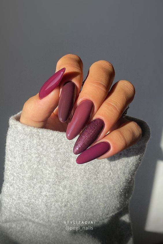 30 Easy-To-Copy Fall Manicure Looks - 229