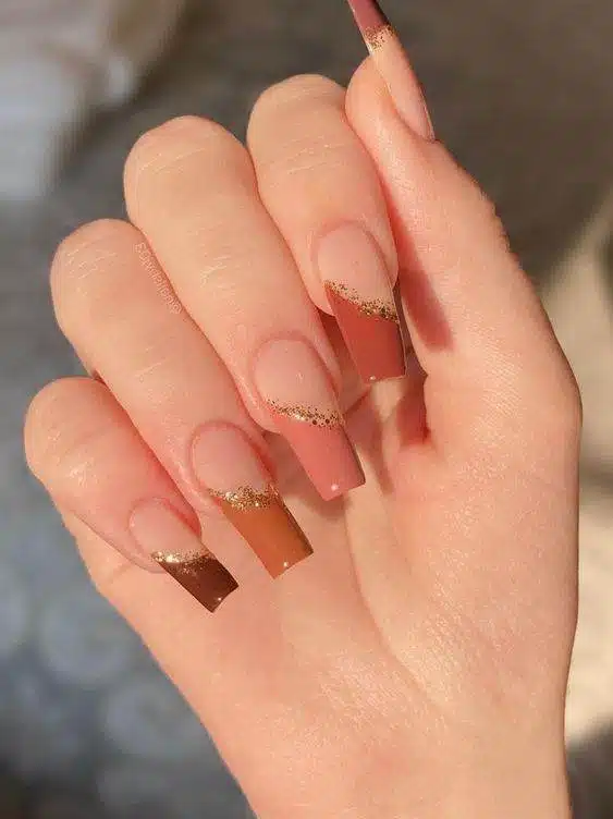 30 Easy-To-Copy Fall Manicure Looks - 241