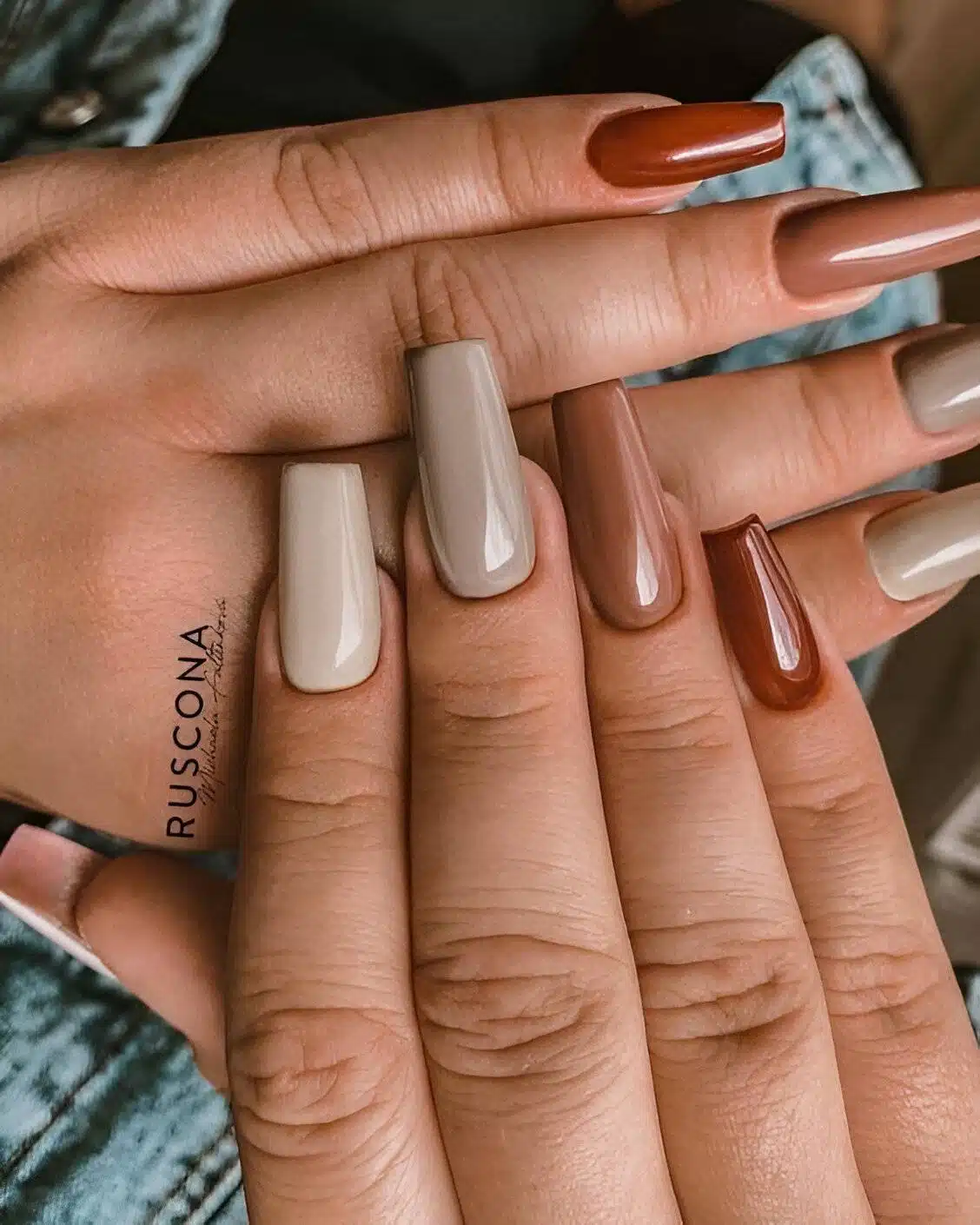 30 Easy-To-Copy Fall Manicure Looks - 249