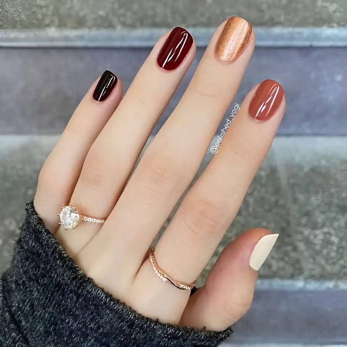 30 Easy-To-Copy Fall Manicure Looks - 199