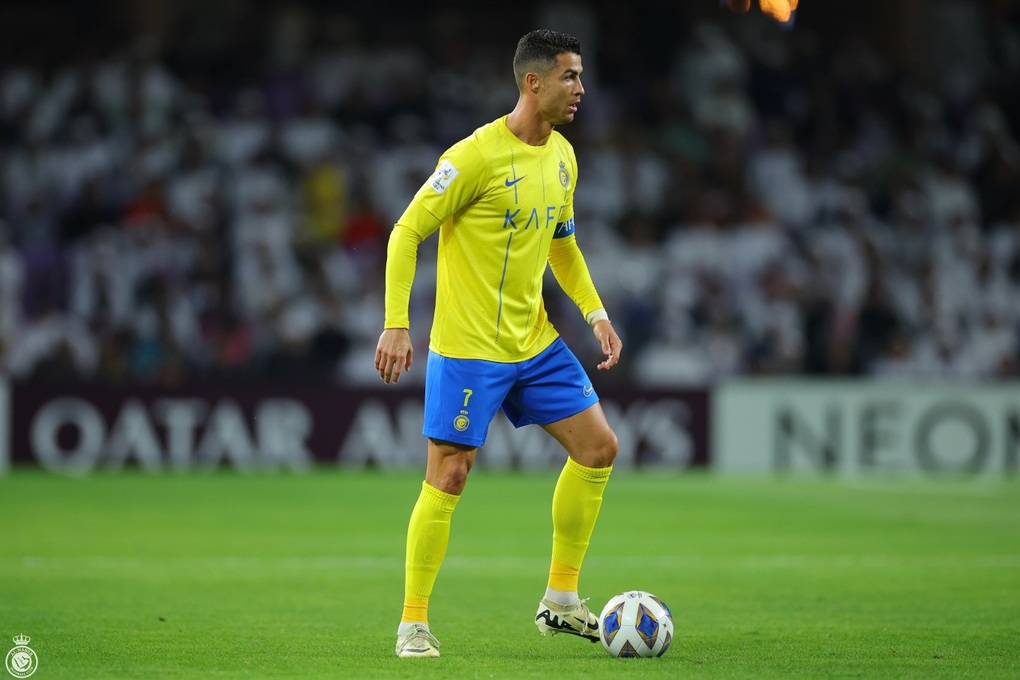 Ronaldo gây thất vọng khi Al Nassr thua ở AFC Champions League - 1