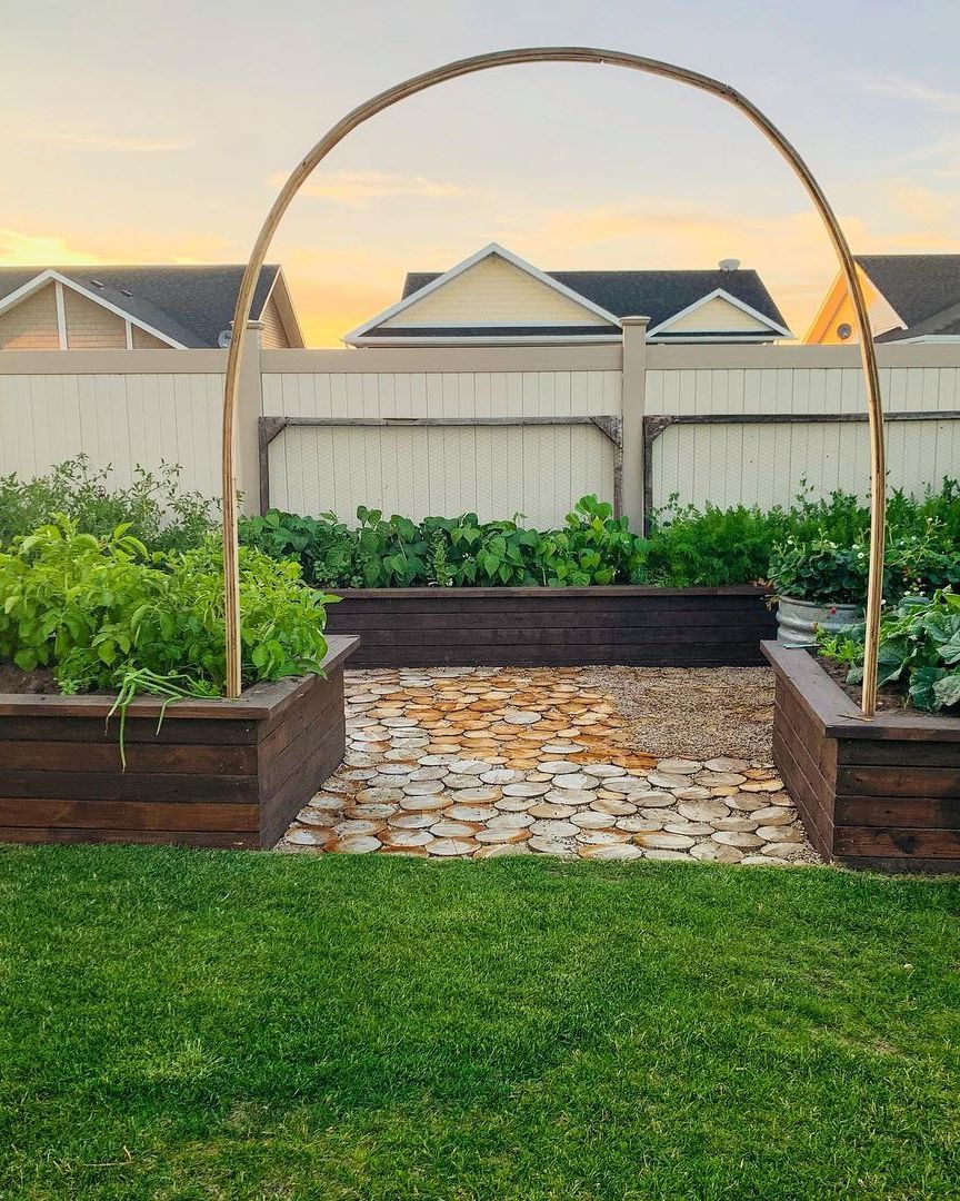 a structure outside with plants around it