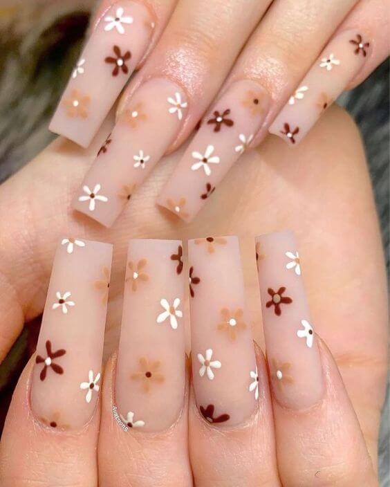 20+ Manicures Bring New Definitions To The Brown Fashion Trend - 173