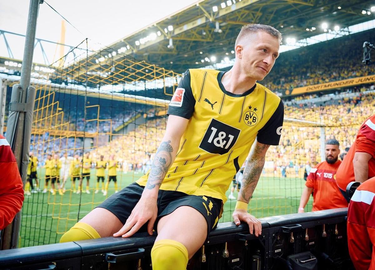 Dortmund hero Marco Reus buys beer for all the team's fans at his final Bundesliga game