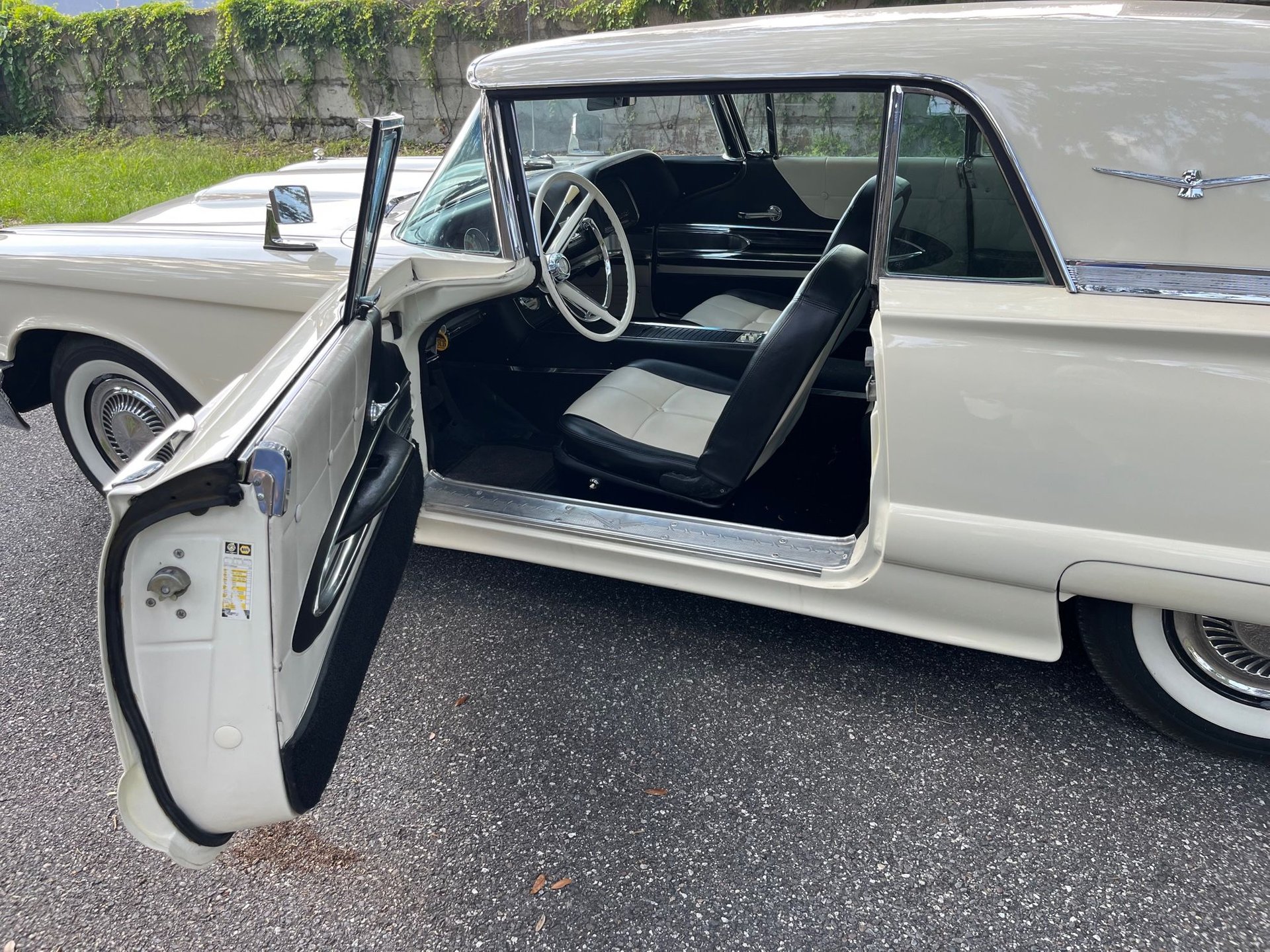 1960 Ford Thunderbird