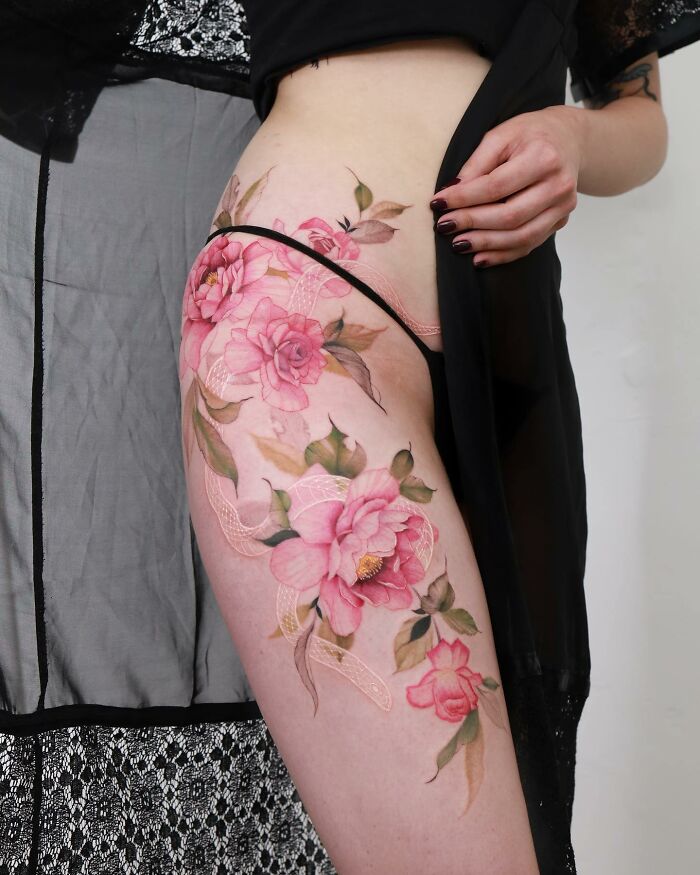 Transformative Elegance: Silo’s Exquisite Flower Tattoos And Expert Cover-UPS